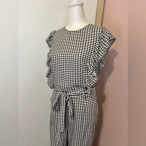 Checkered Ruffle Top & Palazzo Pants Set - Picture 2 of 15
